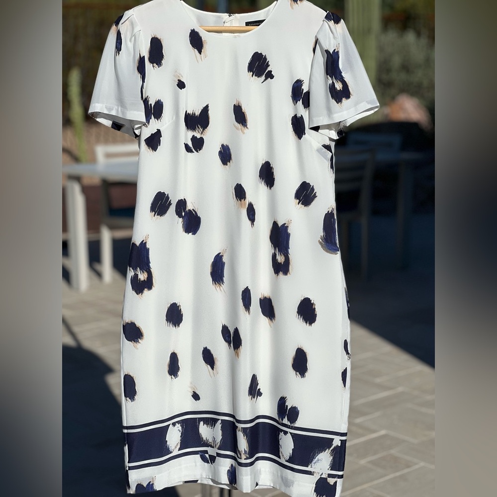 Banana Republic White and Navy Sheath Dress